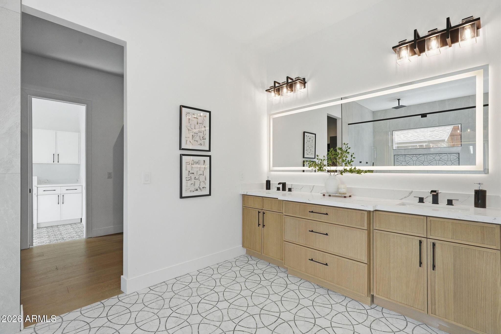 7232 East Cambridge Avenue Scottsdale, AZ 85257 - Photo 20 of 42 Primary bathroom