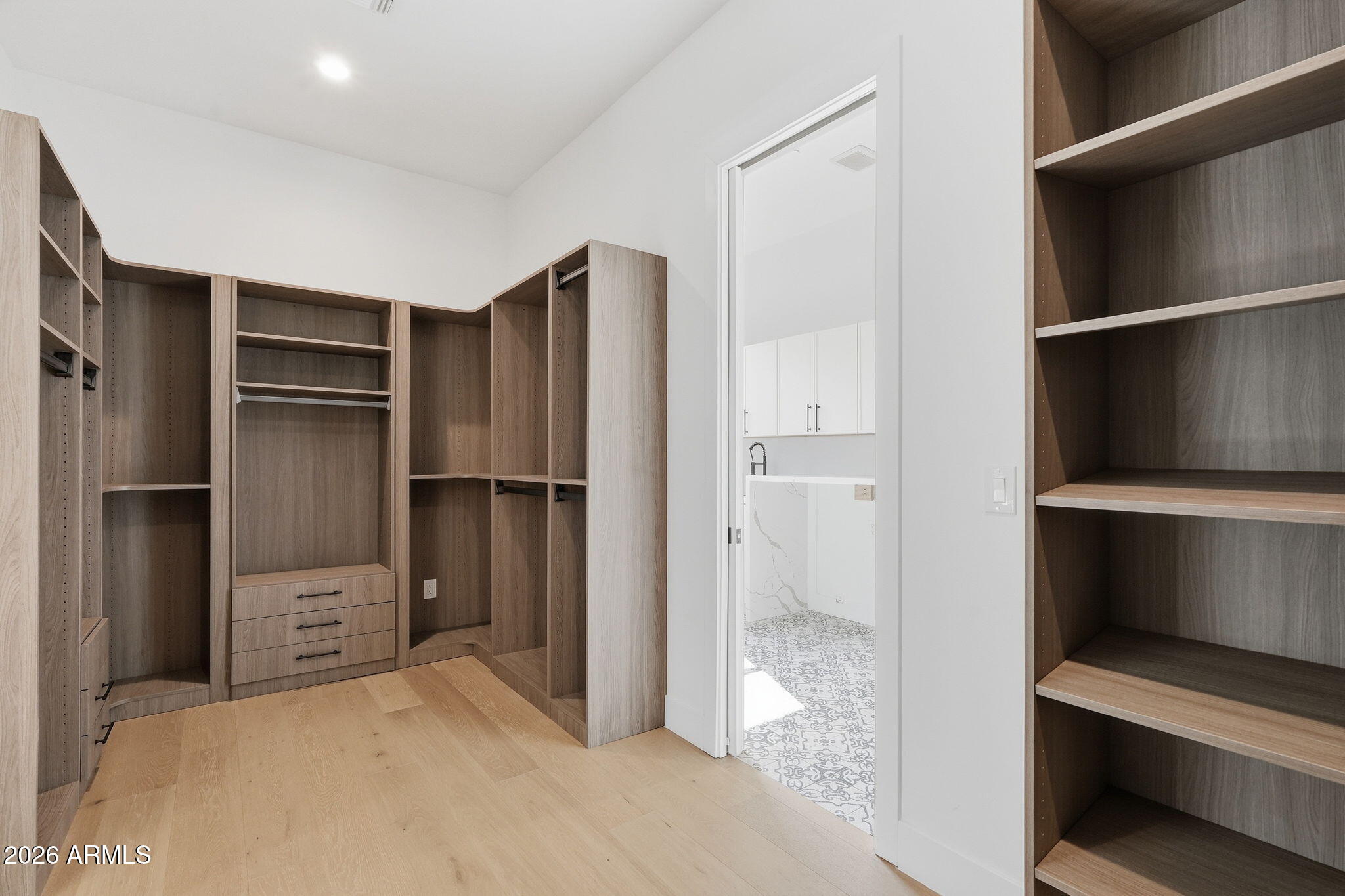 7232 East Cambridge Avenue Scottsdale, AZ 85257 - Photo 21 of 42 Primary closet