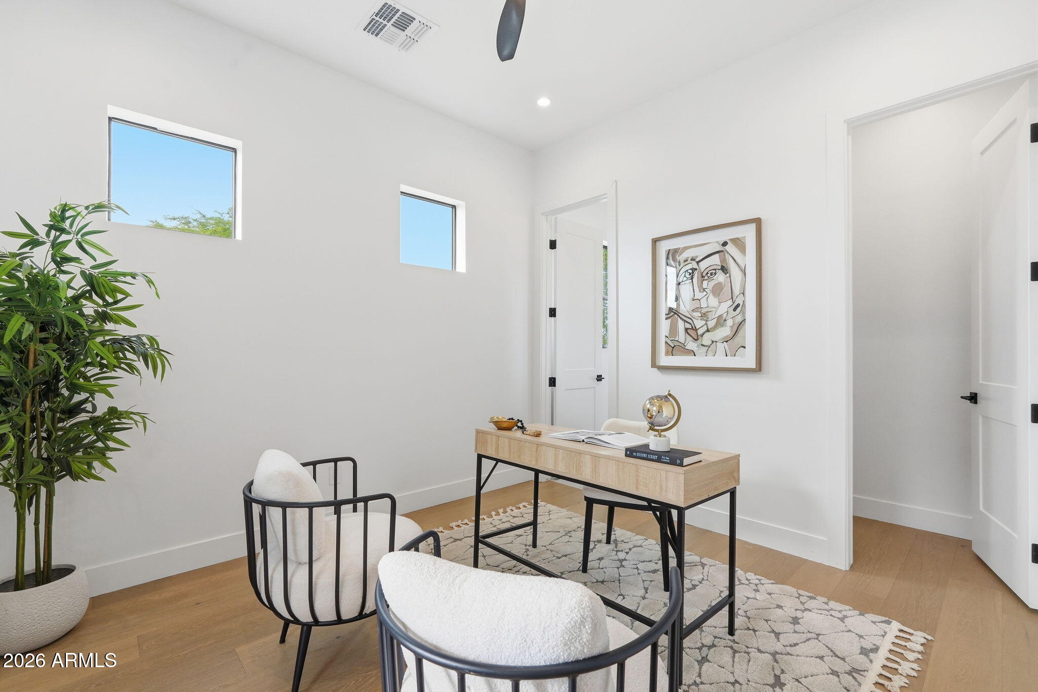 7232 East Cambridge Avenue Scottsdale, AZ 85257 - Photo 24 of 42 Office/bedroom ensuite