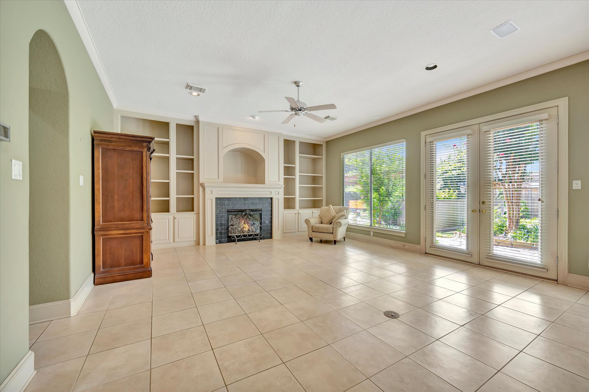 604 Harborside Way Kemah, TX 77565 - Photo 19 of 46