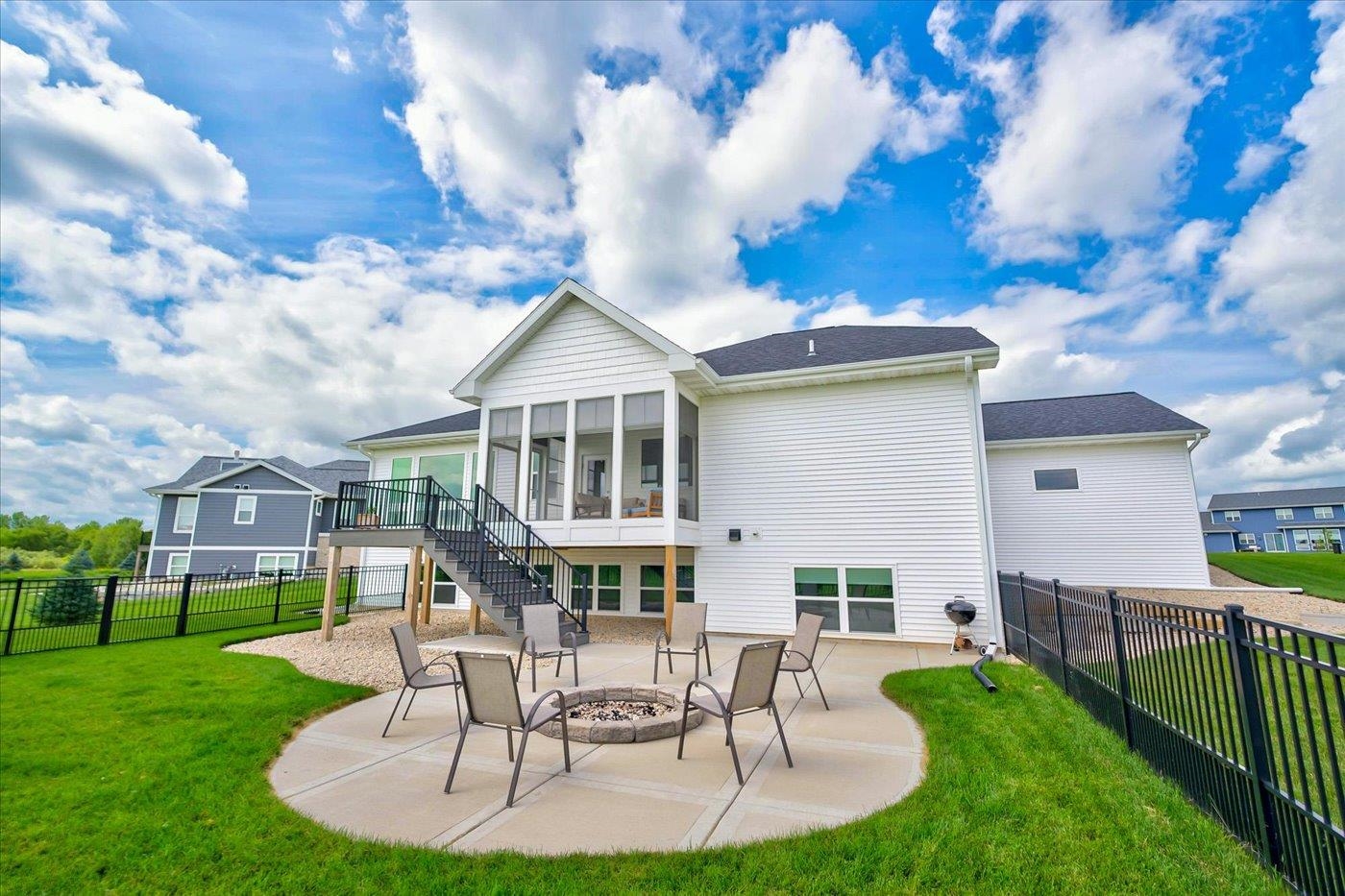 6607 Kades Sun Prairie Sun Prairie, WI 53590 - Photo 61 of 77