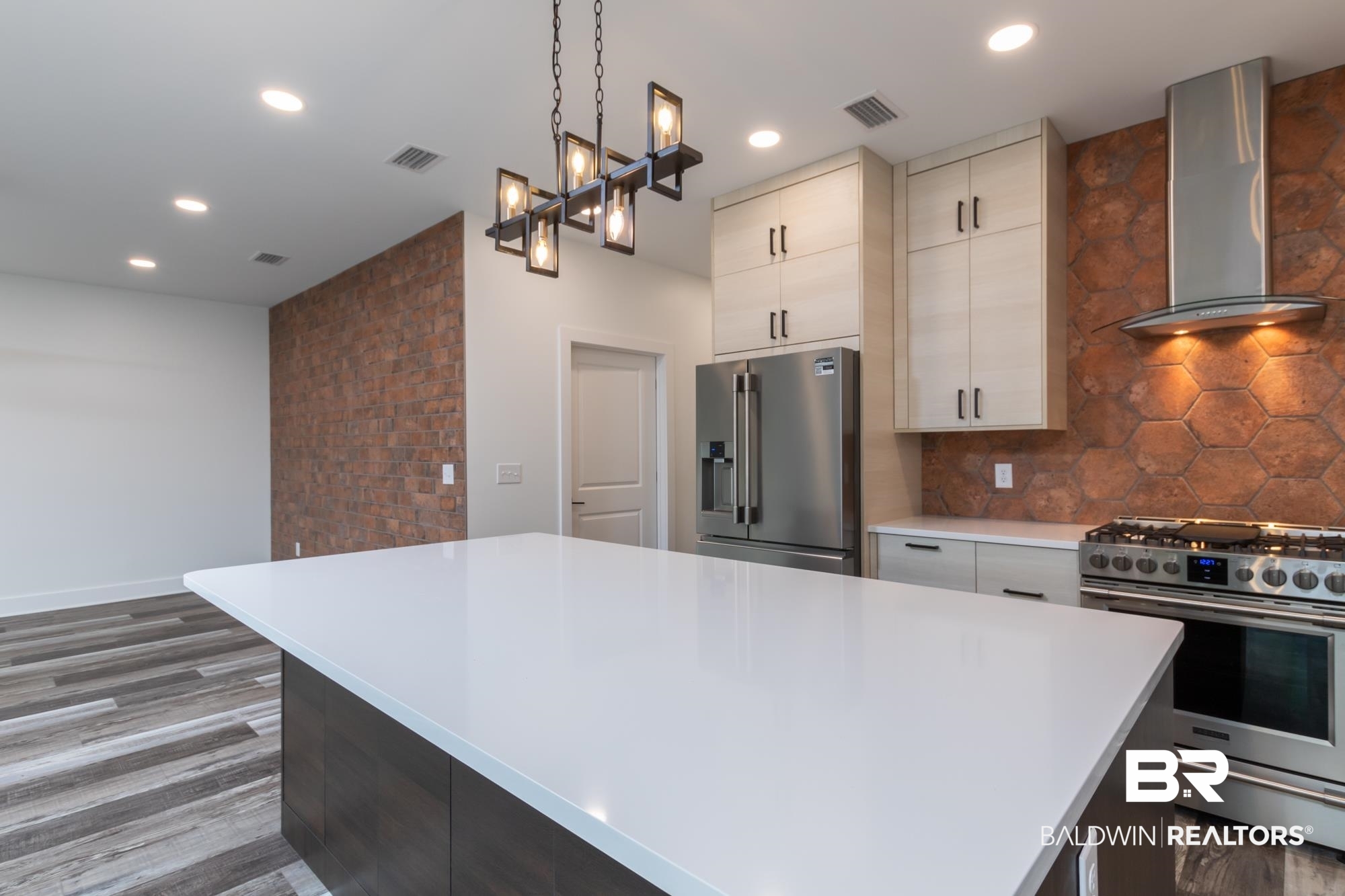 5303 Pine Road Orange Beach, AL 36561 - Photo 14 of 45 Kitchen
