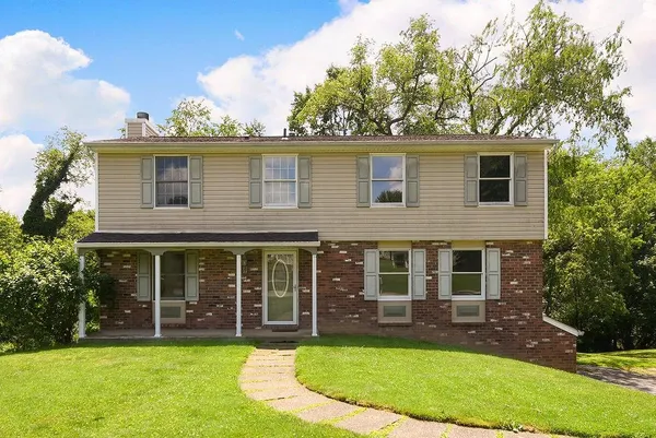$300,000 | 278 Kettering Circle, Gibsonia, PA 15044