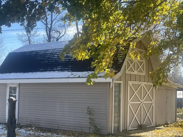 $249,000 | 136 North Street, Tracy, MN 56175