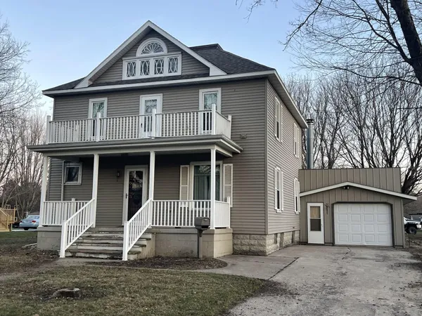$235,000 | 136 North Street, Tracy, MN 56175