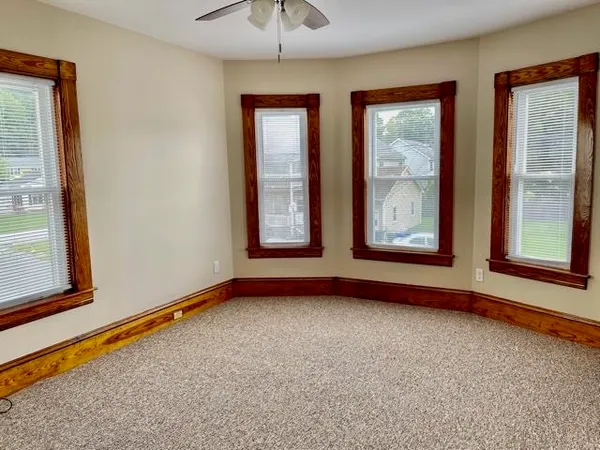 $1,950 | 26 Prince Street, Unit 2, Manchester, NH 03102