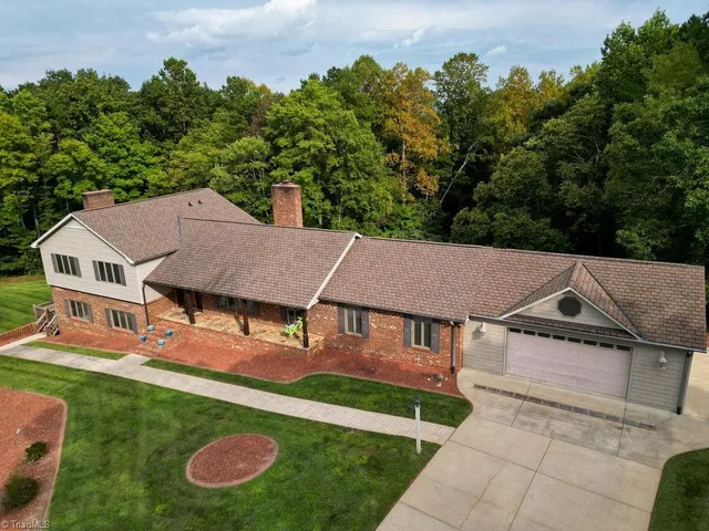 $449,900 | 3605 Highway 268, Siloam, NC 27047