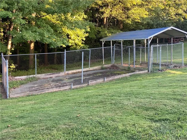 $449,900 | 3605 Highway 268, Siloam, NC 27047