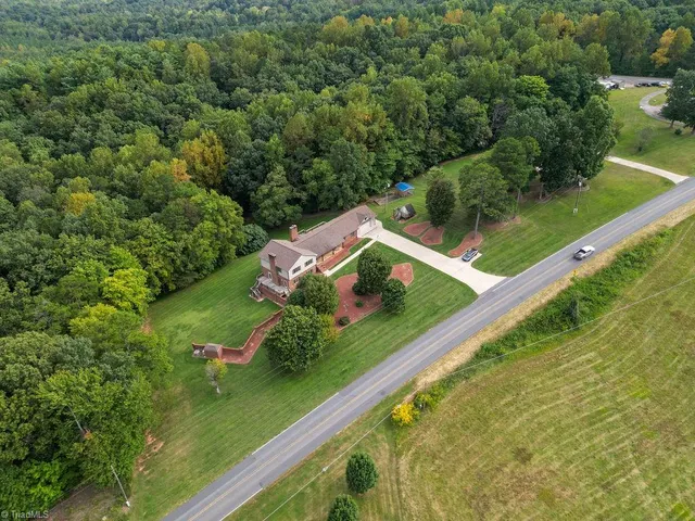 $449,900 | 3605 Highway 268, Siloam, NC 27047