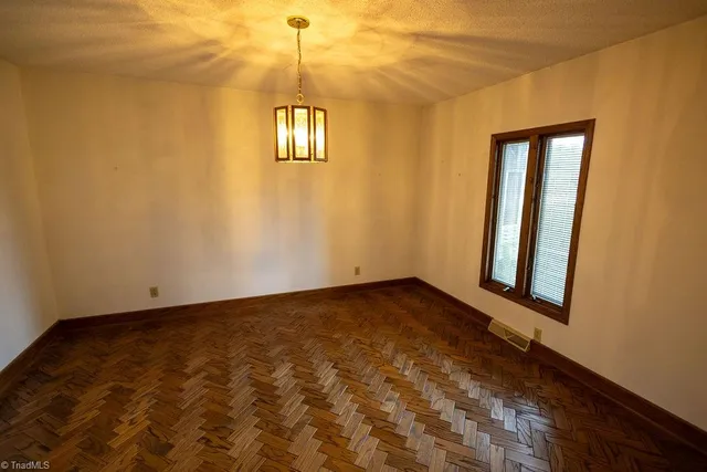 $449,900 | 3605 Highway 268, Siloam, NC 27047