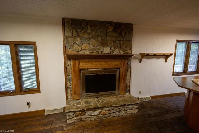 $449,900 | 3605 Highway 268, Siloam, NC 27047