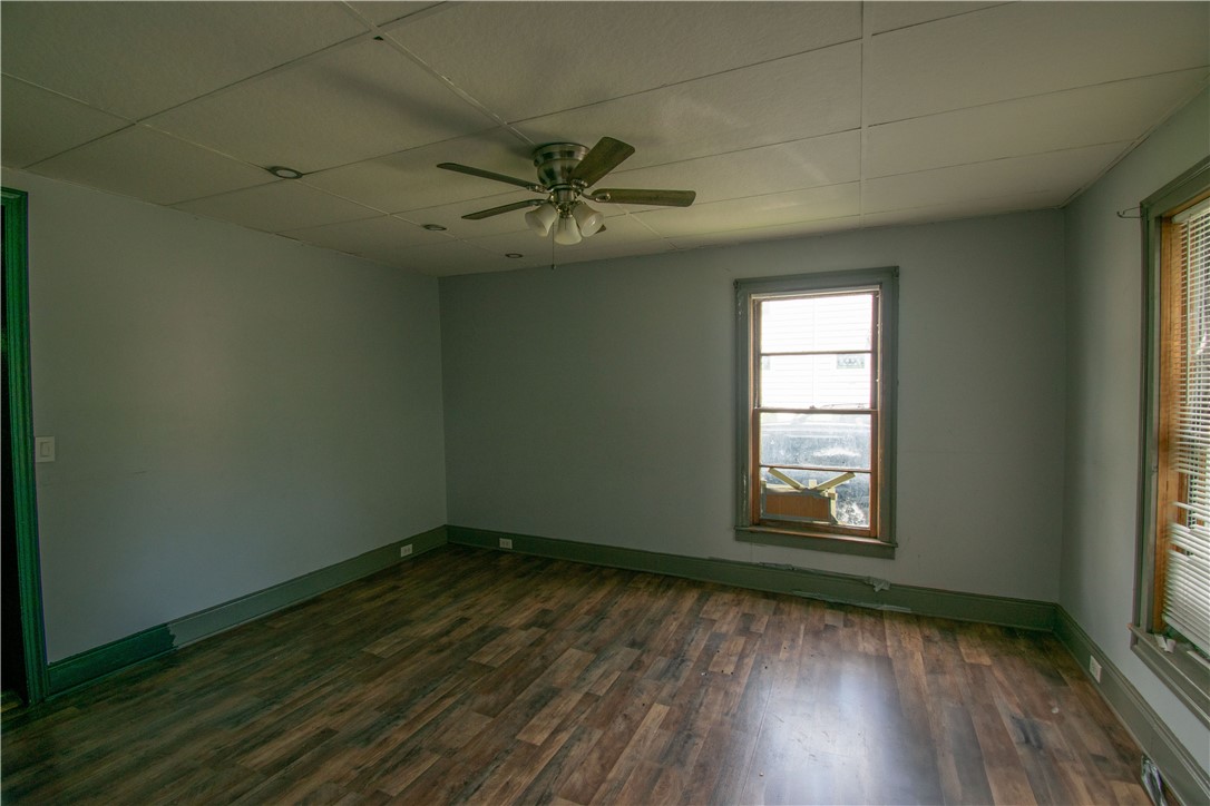 182 Fall Street Seneca Falls, NY 13148 - Photo 8 of 20
