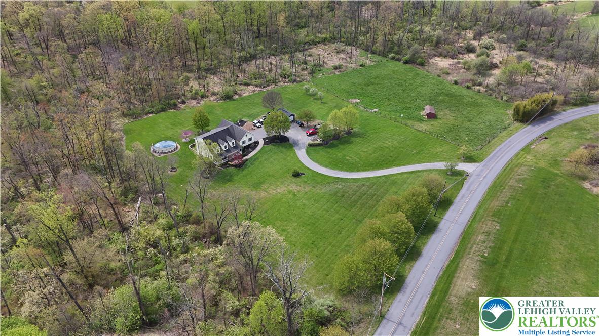 725 Buttermilk Road Hellertown, PA 18055 - Photo 1 of 66