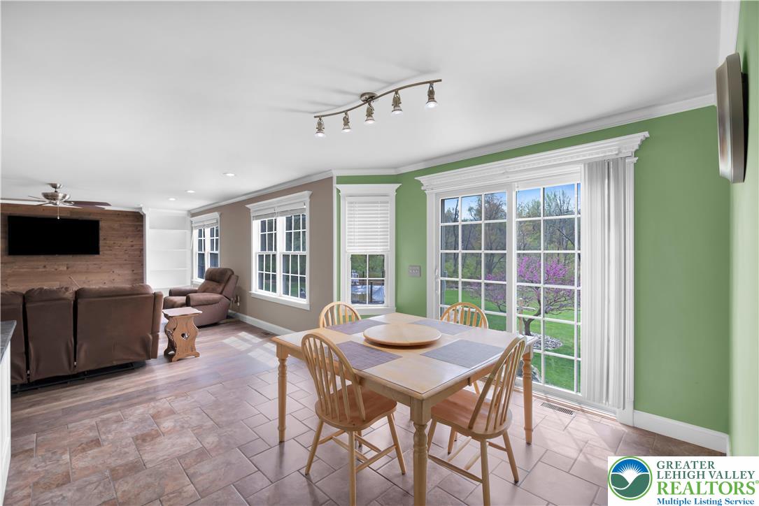725 Buttermilk Road Hellertown, PA 18055 - Photo 19 of 66