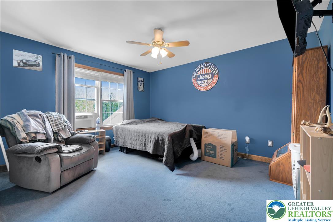 725 Buttermilk Road Hellertown, PA 18055 - Photo 37 of 66