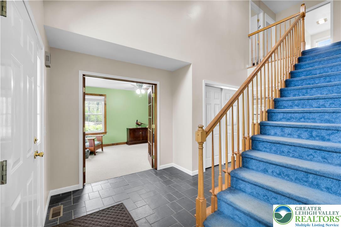 725 Buttermilk Road Hellertown, PA 18055 - Photo 7 of 66