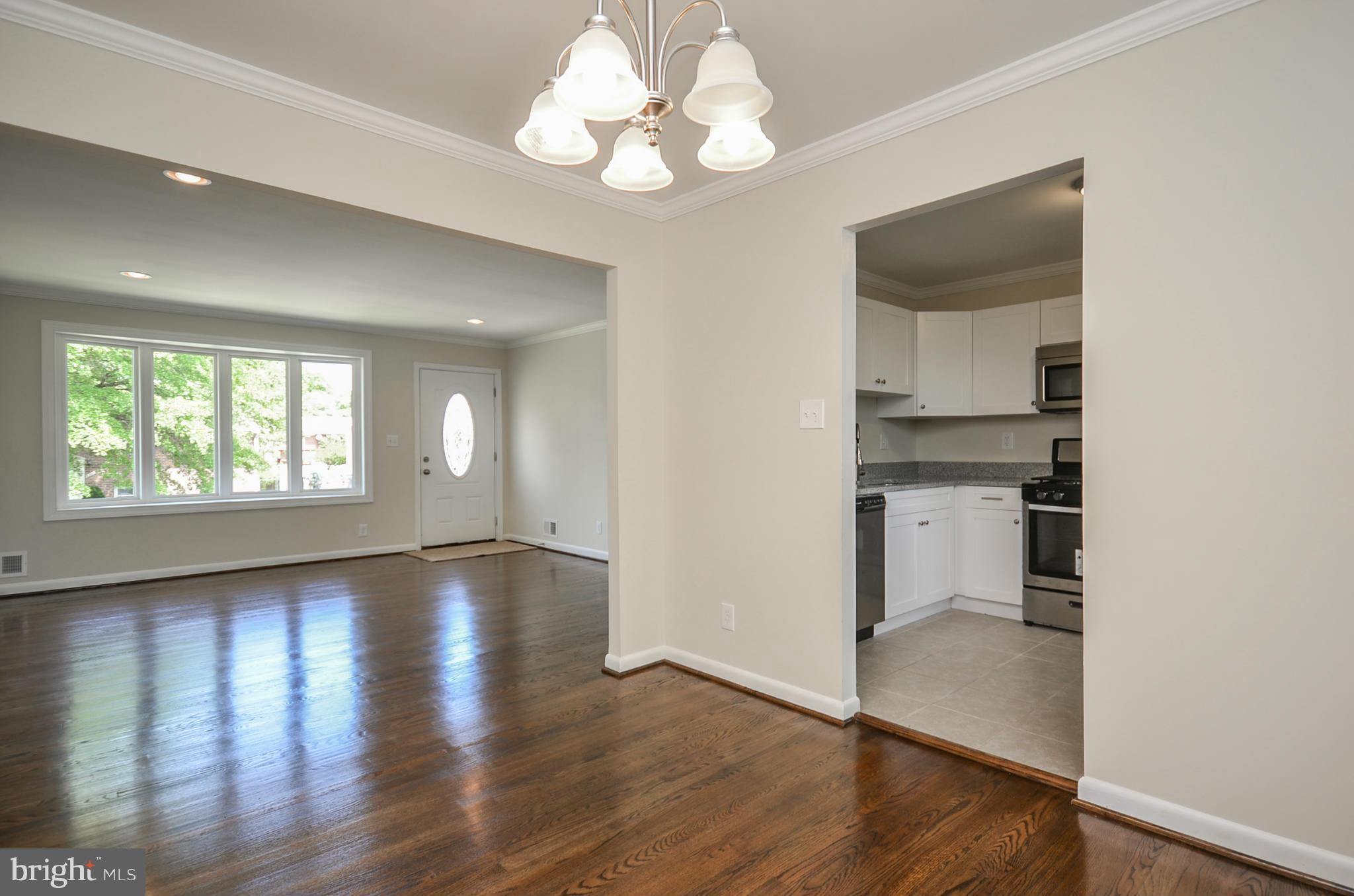 8907 Mark Place Laurel, MD 20708 - Photo 6 of 30 Dining Room