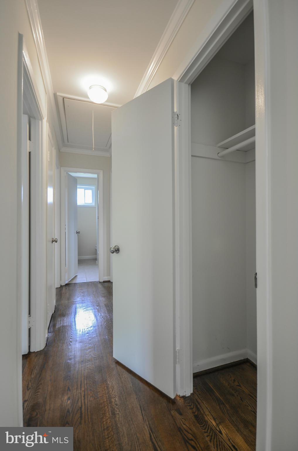 8907 Mark Place Laurel, MD 20708 - Photo 10 of 30 Interior (General)