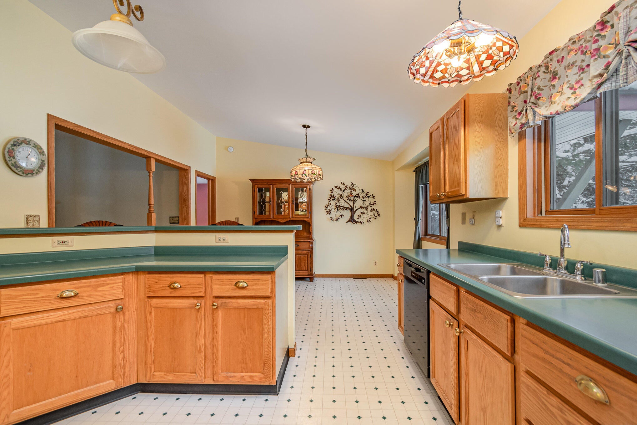 1202 Eagle Point Road Grayling, MI 49738 - Photo 6 of 27 Gallery Image 6