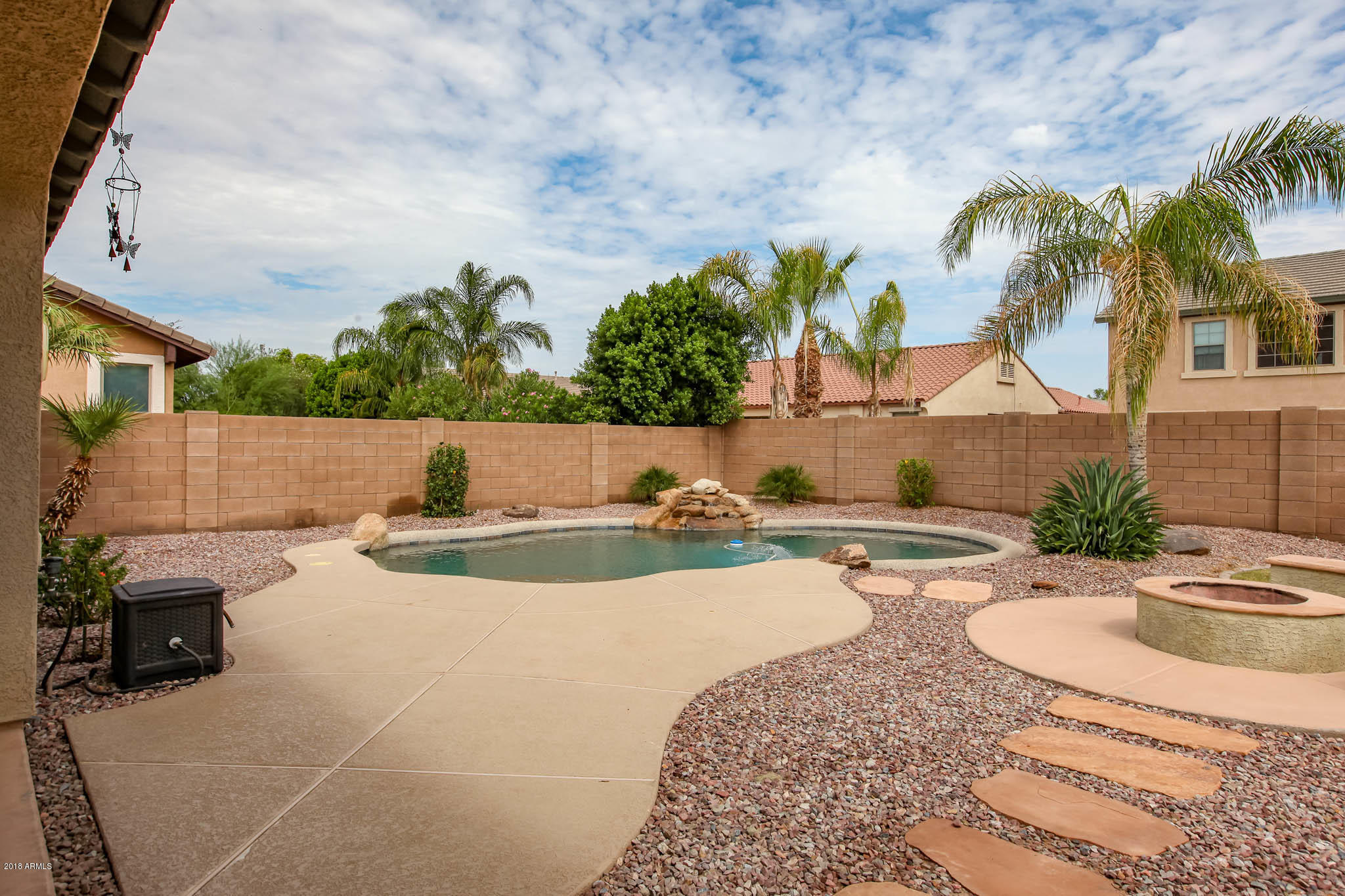 756 East Blue Ridge Way Chandler, AZ 85249 - Photo 9 of 45 Patio View
