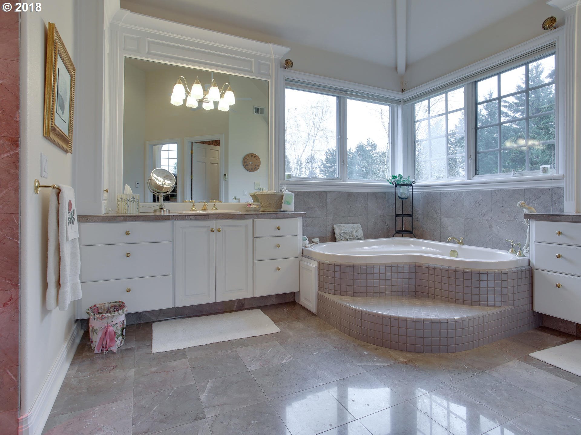1095 Southwest Schaeffer Road West Linn, OR 97068 - Photo 18 of 32 Gallery Image 18