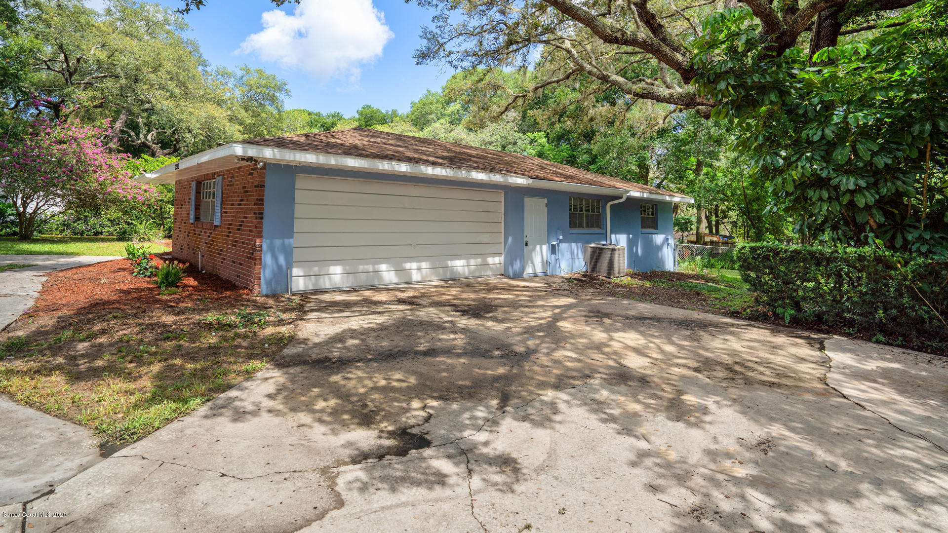 2540 Sand Lake Road Longwood, FL 32779 - Photo 2 of 21 DSC04549