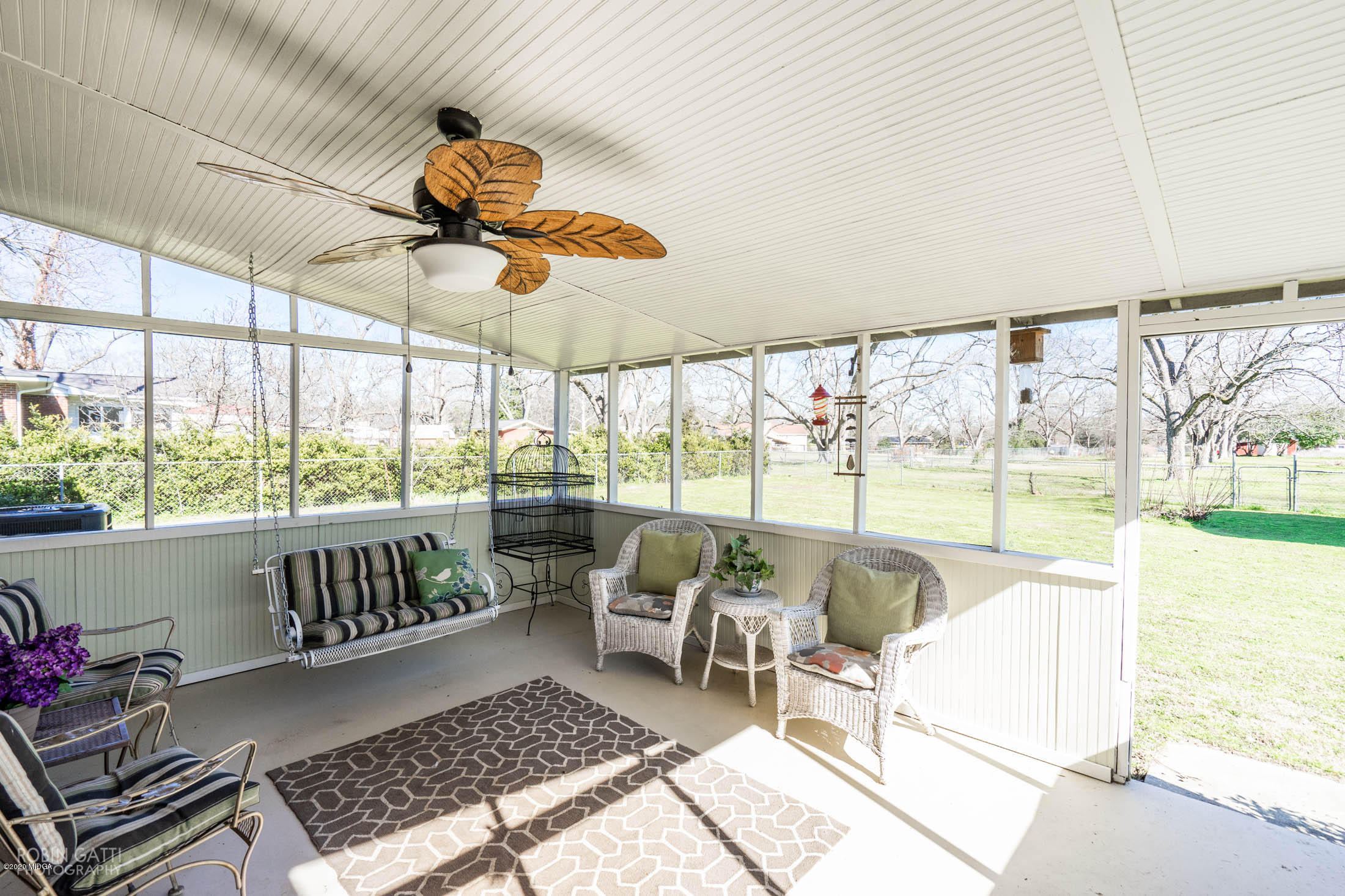 5720 School Road Macon, GA 31216 - Photo 25 of 31 a very nice looking room with a large window
