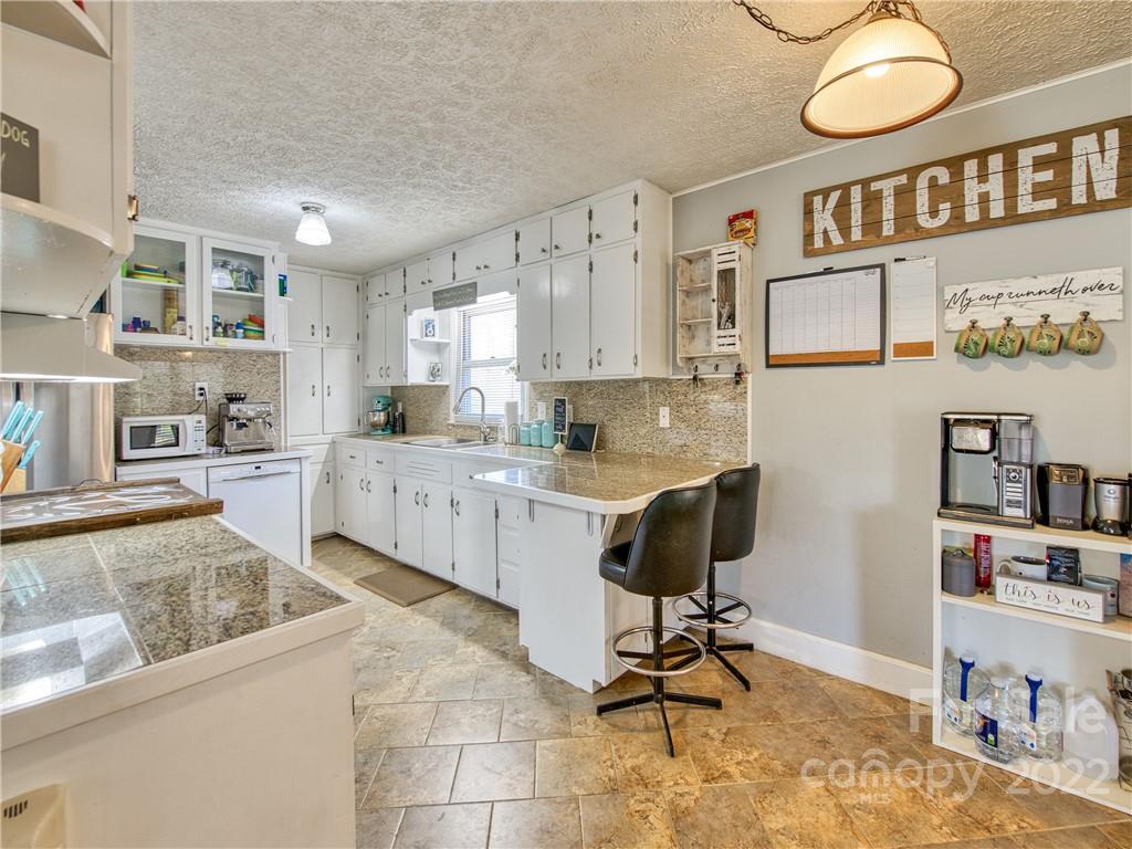 970 Ratcliff Cove Road Waynesville, NC 28786 - Photo 13 of 24