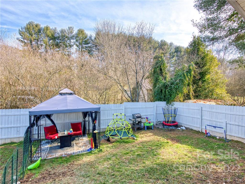 970 Ratcliff Cove Road Waynesville, NC 28786 - Photo 8 of 24 a view of outdoor space and yard