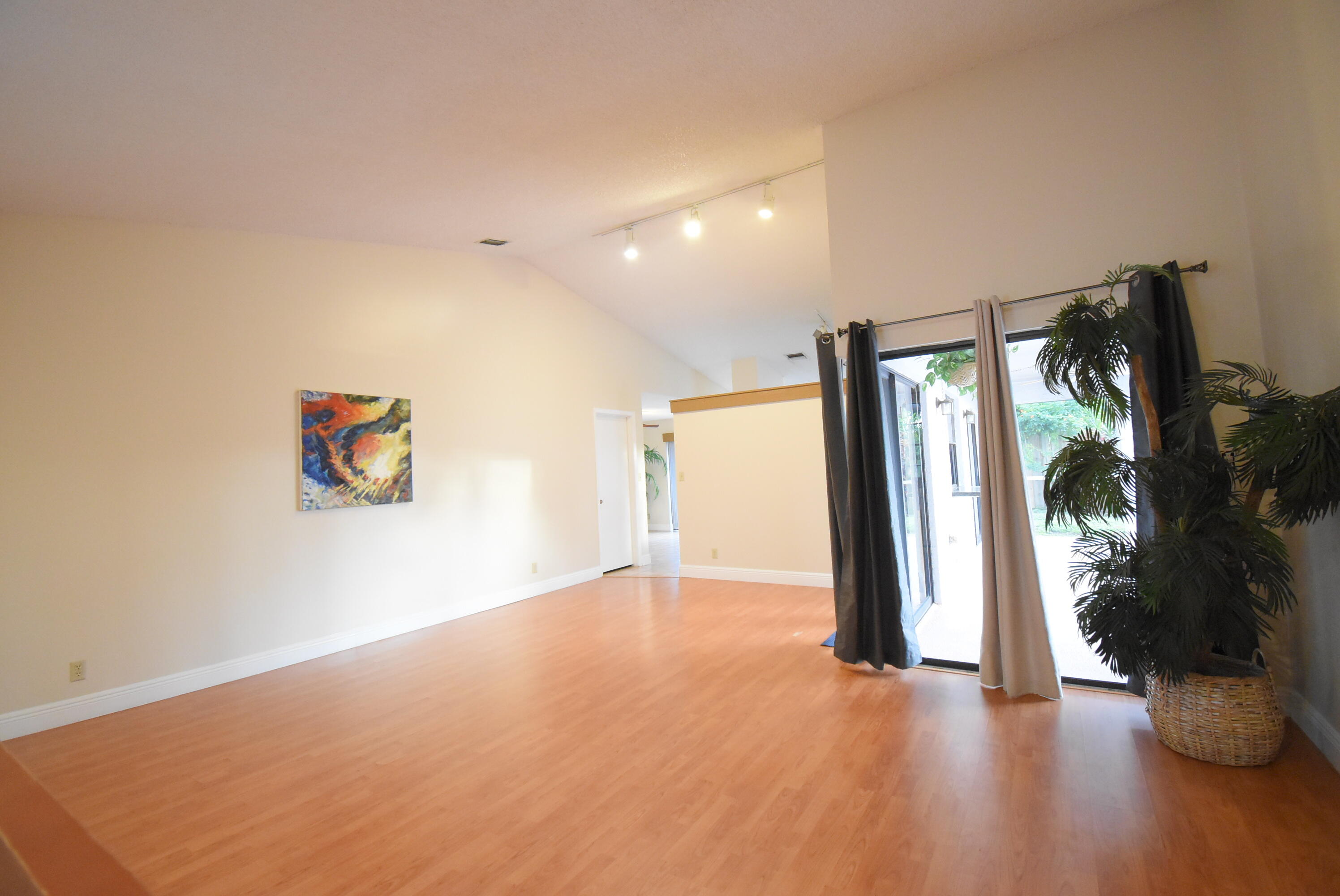 11404 New Village Place Boca Raton, FL 33428 - Photo 10 of 29 DS010