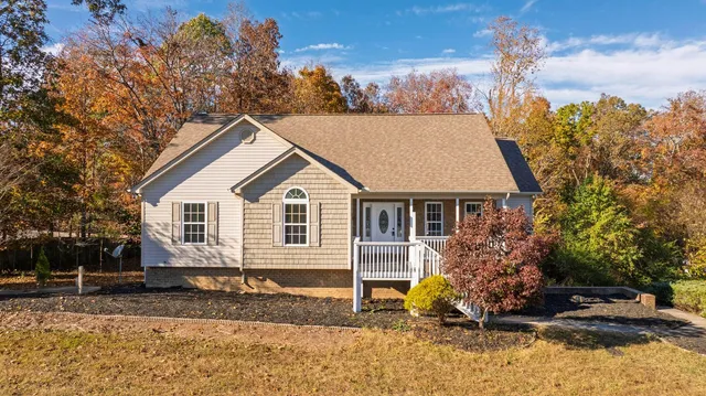 $375,000 | 7555 Pfizer Drive, Ooltewah, TN 37363