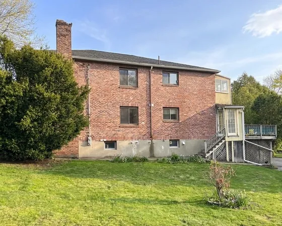 $4,400 | 9 Reservoir Road, Unit 2, Brookline, MA 02467