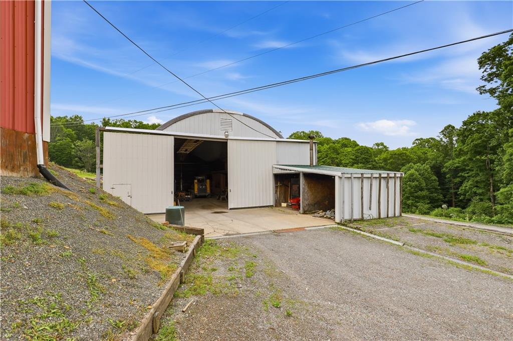 238 Odonnal Road Mill Run, PA 15464 - Photo 23 of 50