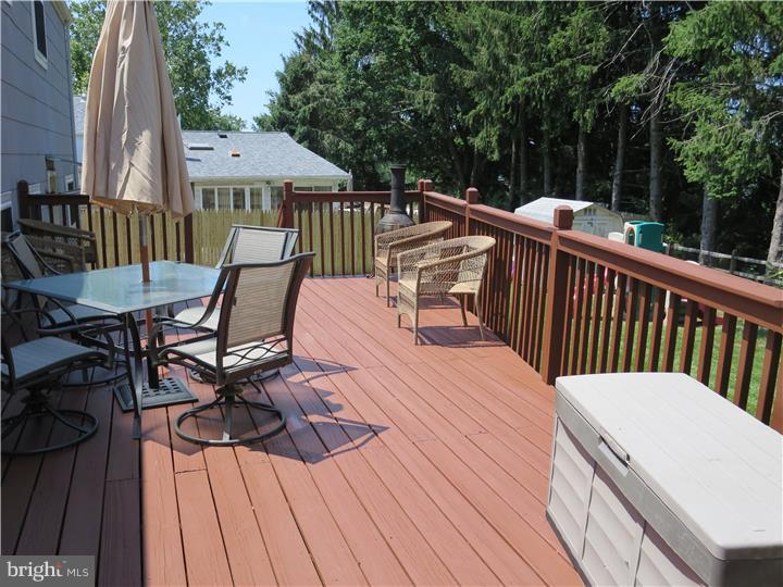 66 Rockland Road Ewing, NJ 08638 - Photo 19 of 23 Deck
