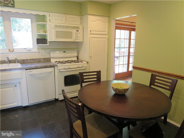66 Rockland Road Ewing, NJ 08638 - Photo 7 of 23 Kitchen