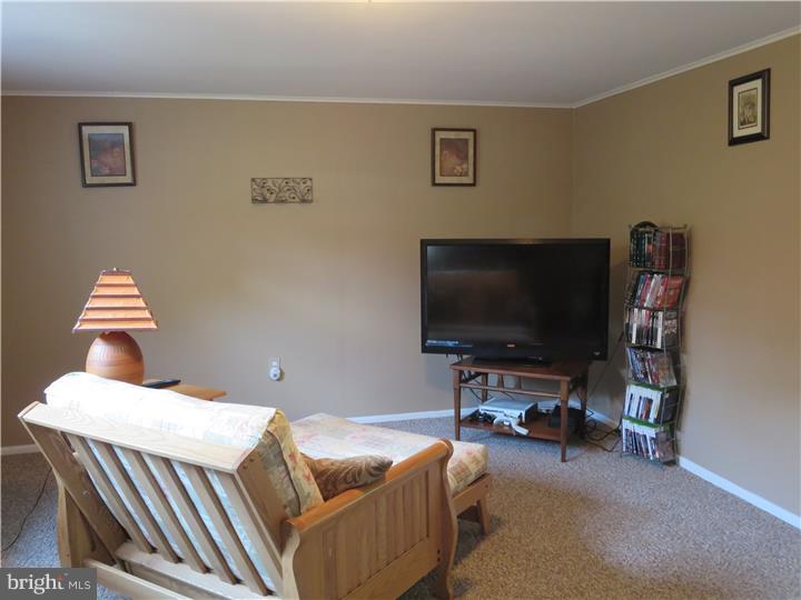 66 Rockland Road Ewing, NJ 08638 - Photo 10 of 23 Family Room