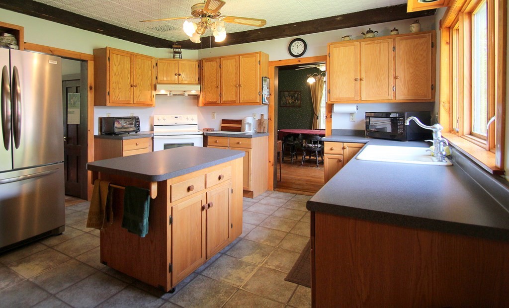 146 Montague Road Wendell, MA 01379 - Photo 19 of 38 Gallery Image 19