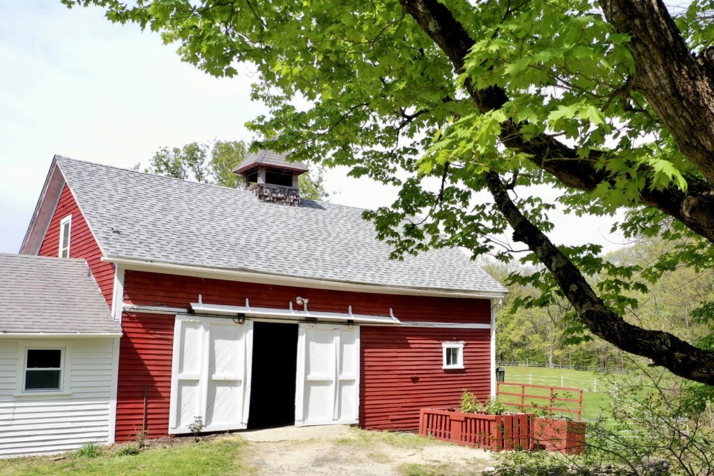 146 Montague Road Wendell, MA 01379 - Photo 7 of 38 Gallery Image 7