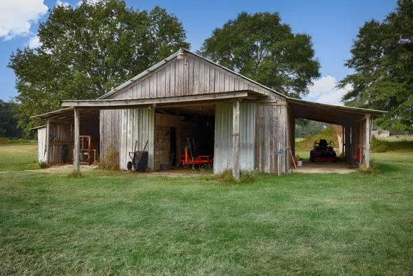 $699,000 | 81 Slaughter Pen Road, Ardmore, TN 38449