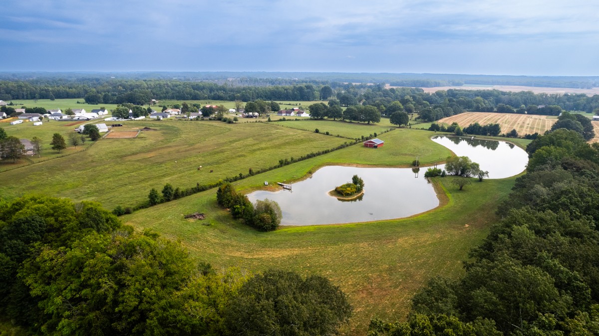 81 Slaughter Pen Road Ardmore, TN 38449 - Photo 39 of 63 a view of a swimming pool with an ocean view