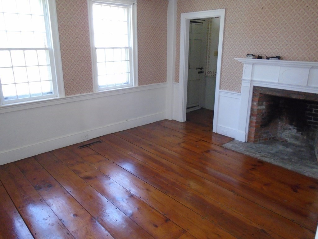 76 Old Upton Road Grafton, MA 01519 - Photo 13 of 21 Gallery Image 13