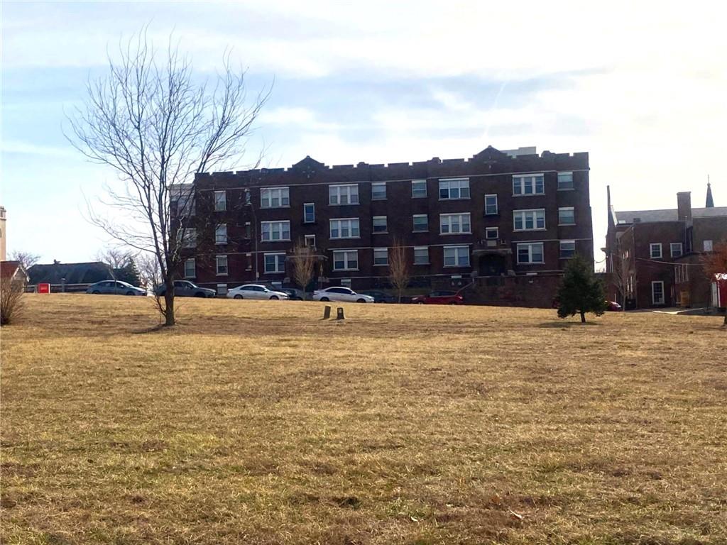 716 Faraon Street St. Joseph, MO 64501 - Photo 2 of 25