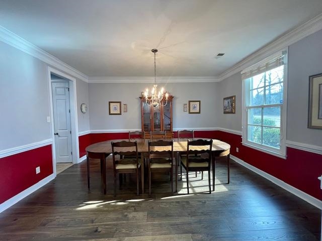 8028 Old Brownsville Road Bartlett, TN 38002 - Photo 12 of 35 a view of a dining room with furniture and window