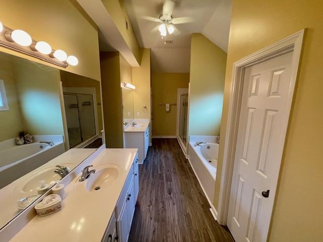 8028 Old Brownsville Road Bartlett, TN 38002 - Photo 20 of 35 a view of a bathroom from a hallway