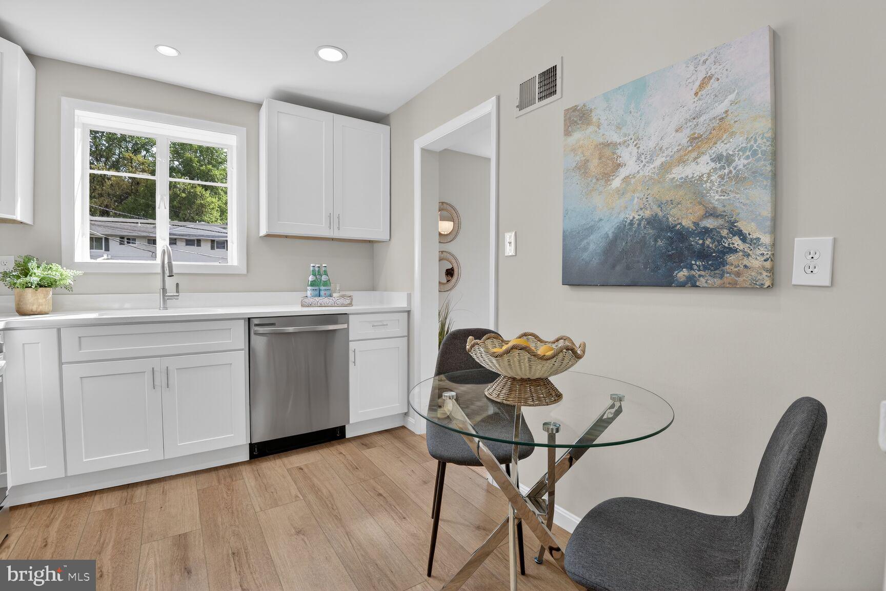 5363 Pooks Hill Road Bethesda, MD 20814 - Photo 12 of 25