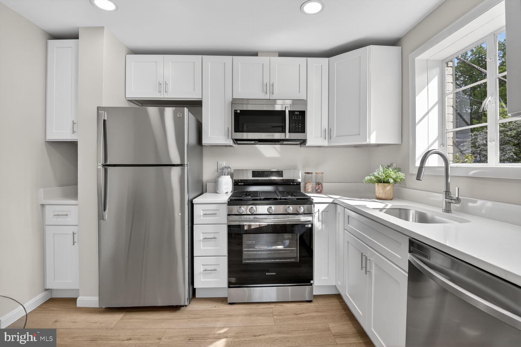 5363 Pooks Hill Road Bethesda, MD 20814 - Photo 14 of 25