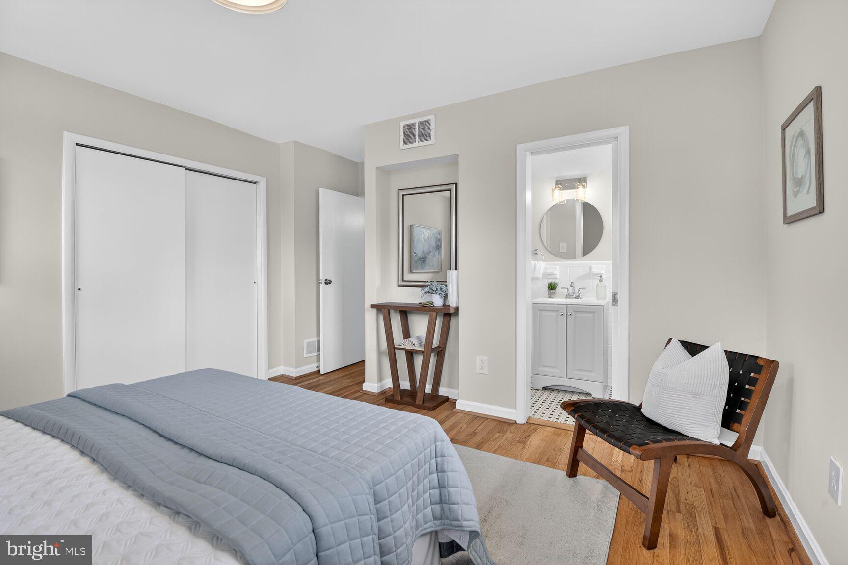5363 Pooks Hill Road Bethesda, MD 20814 - Photo 17 of 25