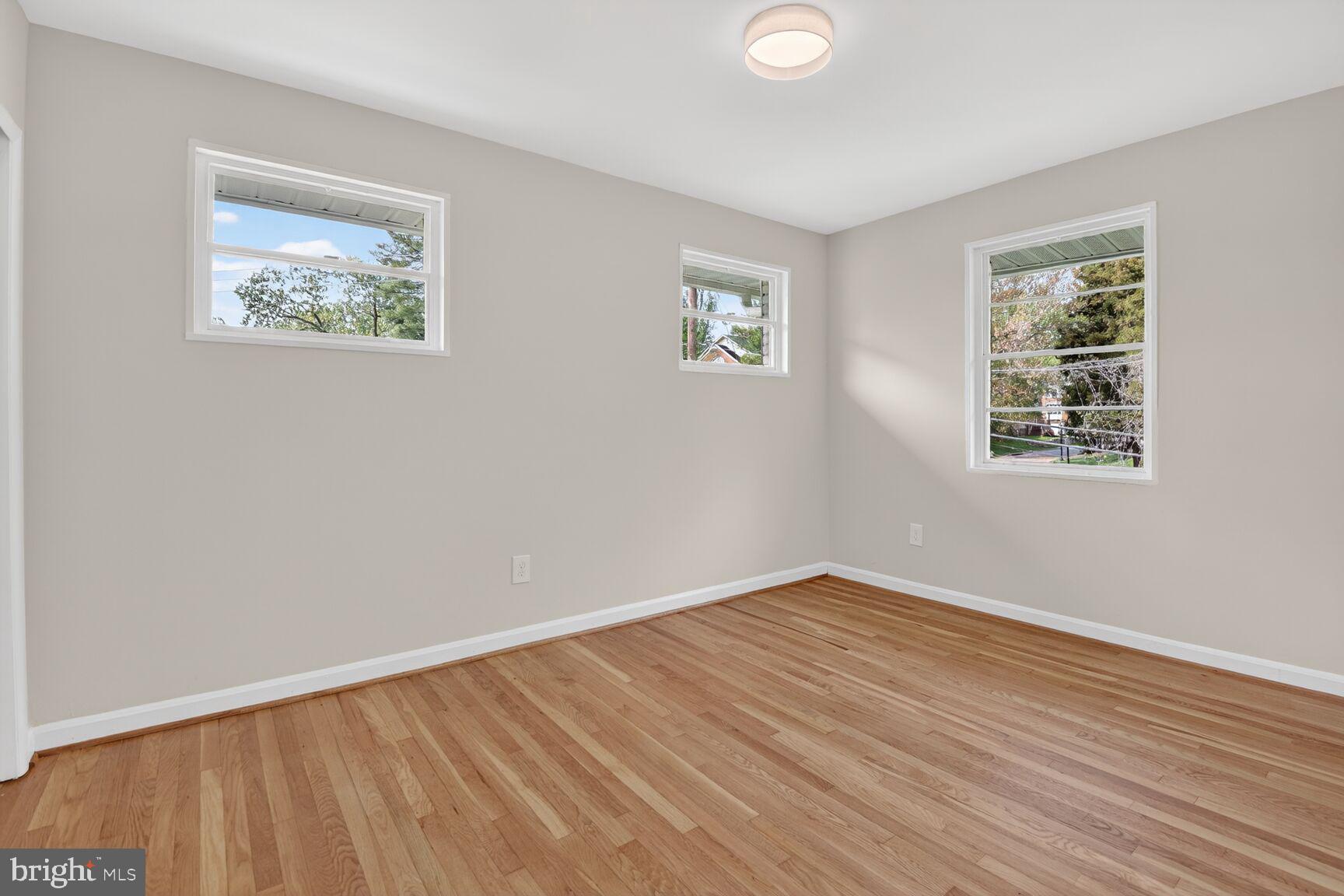 5363 Pooks Hill Road Bethesda, MD 20814 - Photo 20 of 25