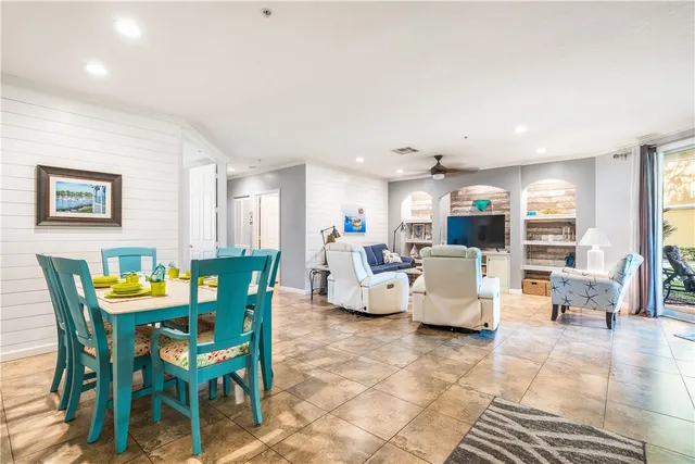 $285,000 | 5020 Fairways Circle, Unit J101, Vero Beach, FL 32967