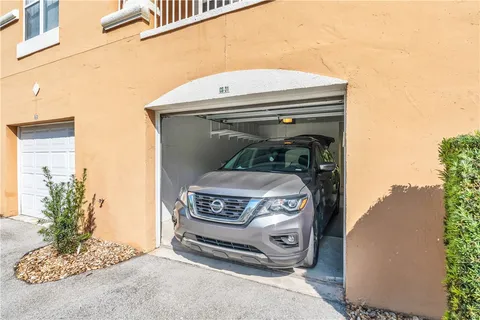 $275,000 | 5020 Fairways Circle, Unit J101, Vero Beach, FL 32967